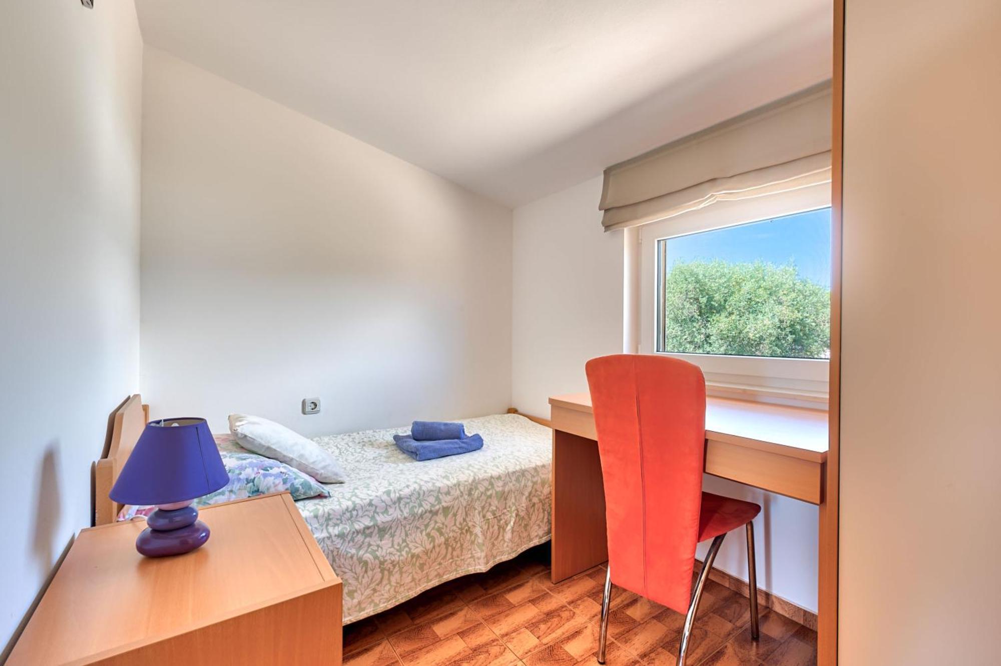 Teuta Apartments - A Beach And A Sea View Peroj Eksteriør bilde