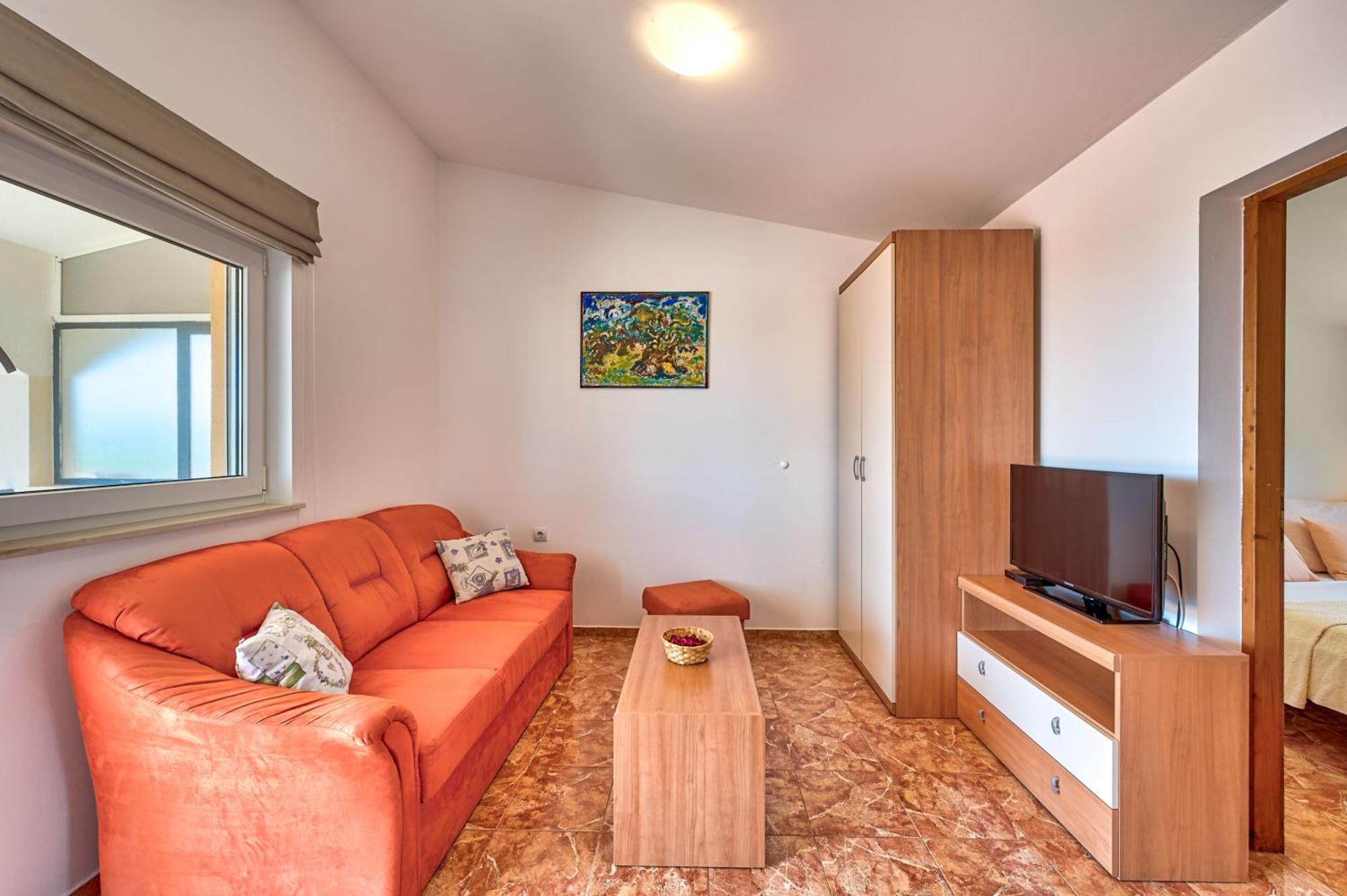 Teuta Apartments - A Beach And A Sea View Peroj Eksteriør bilde